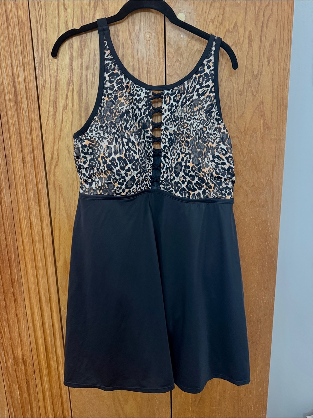 Swimsuits For All Leopard Print Tank Dress with Black Skirt SIZE 18 NWT